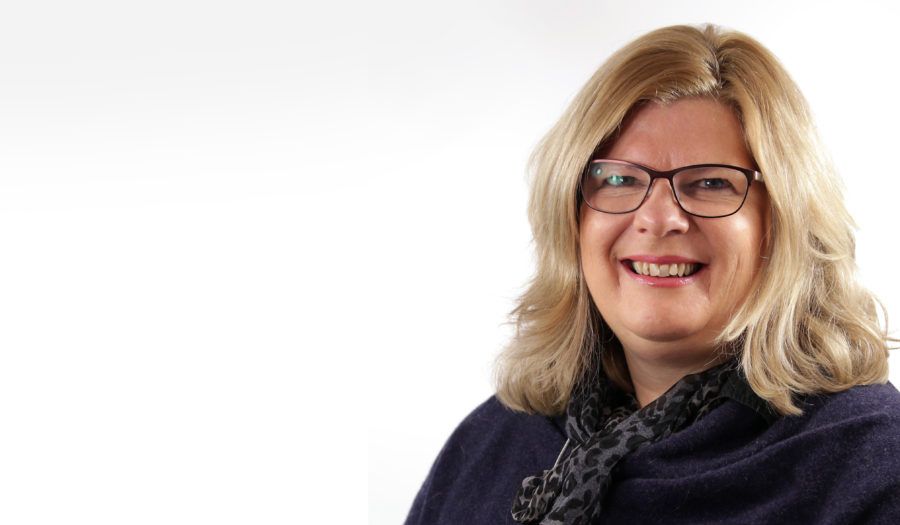 Ann-Elisabeth-Ludvigsen - Egde Consulting AS er det eneste norske selskapet med Continua Certified Experts. Nå skal de hjelpe Norwegian Smart Care Cluster (NSCC) med Norwegian Smart Care Lab-satsningen.